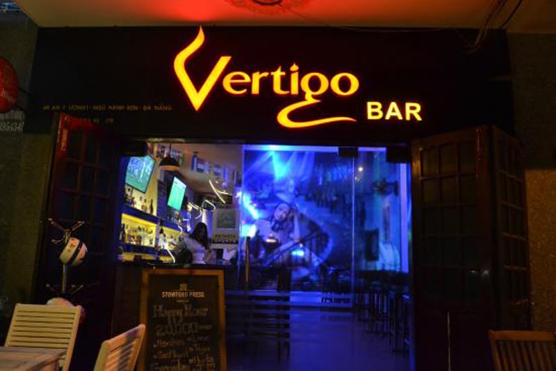 Bar de nuit a danang vietnam 1 1