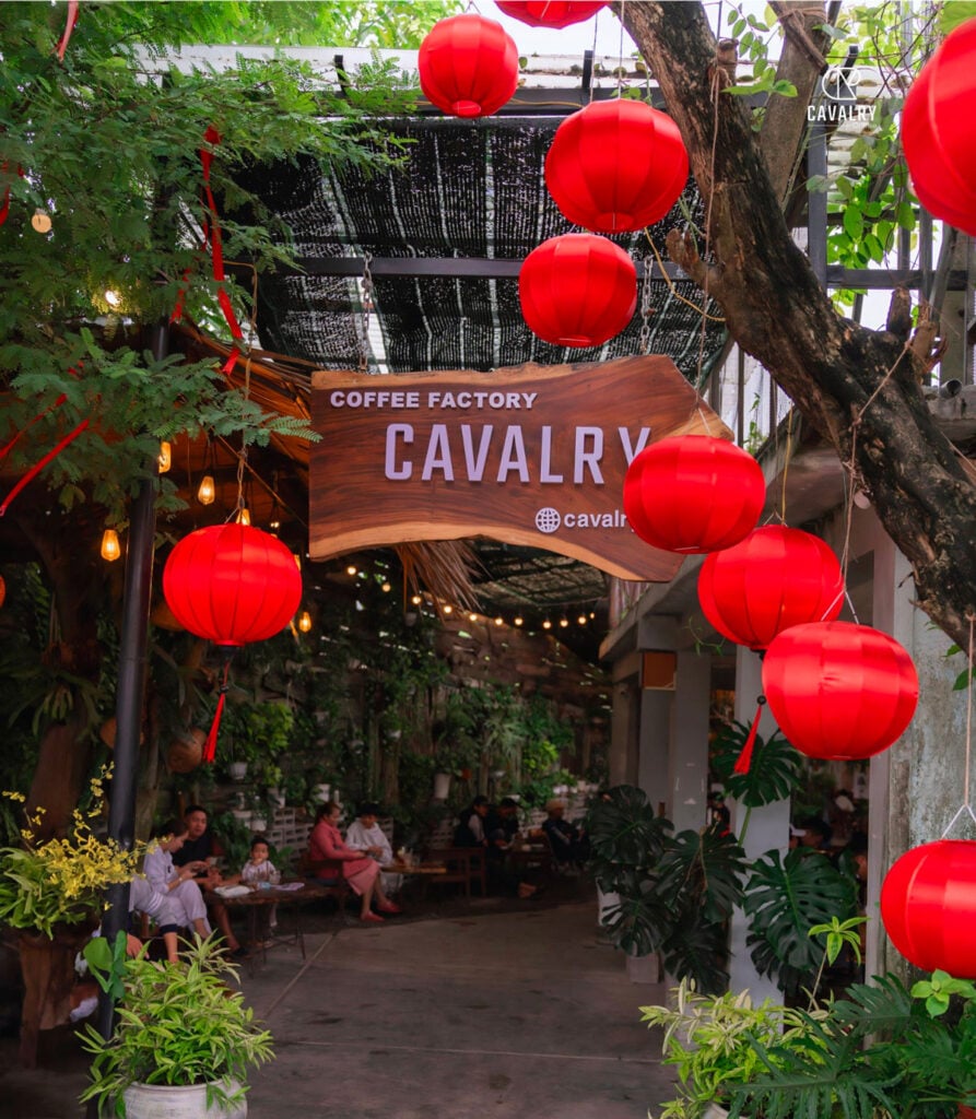 cavalry coffee hoi an