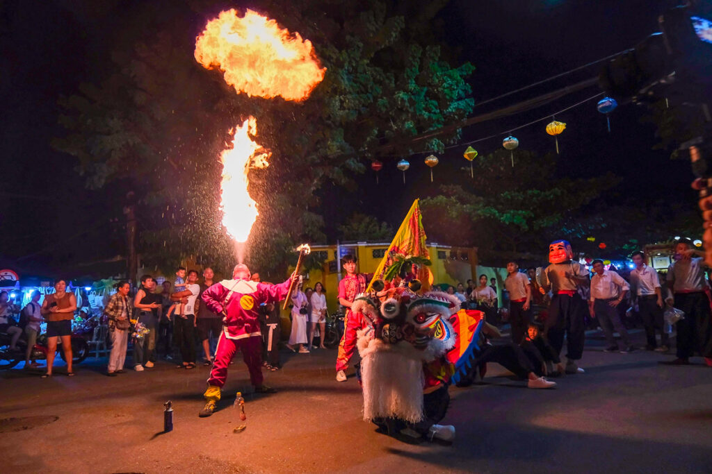 danse du dragon festival mi autumn hoi an