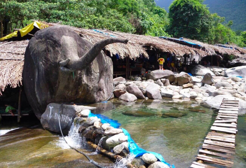 Elephant Spring à Hué | pourquoi je déconseille cette visite