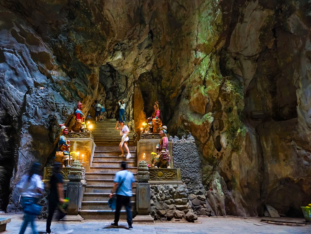 grotte Huyen Khong montagnes de marbre