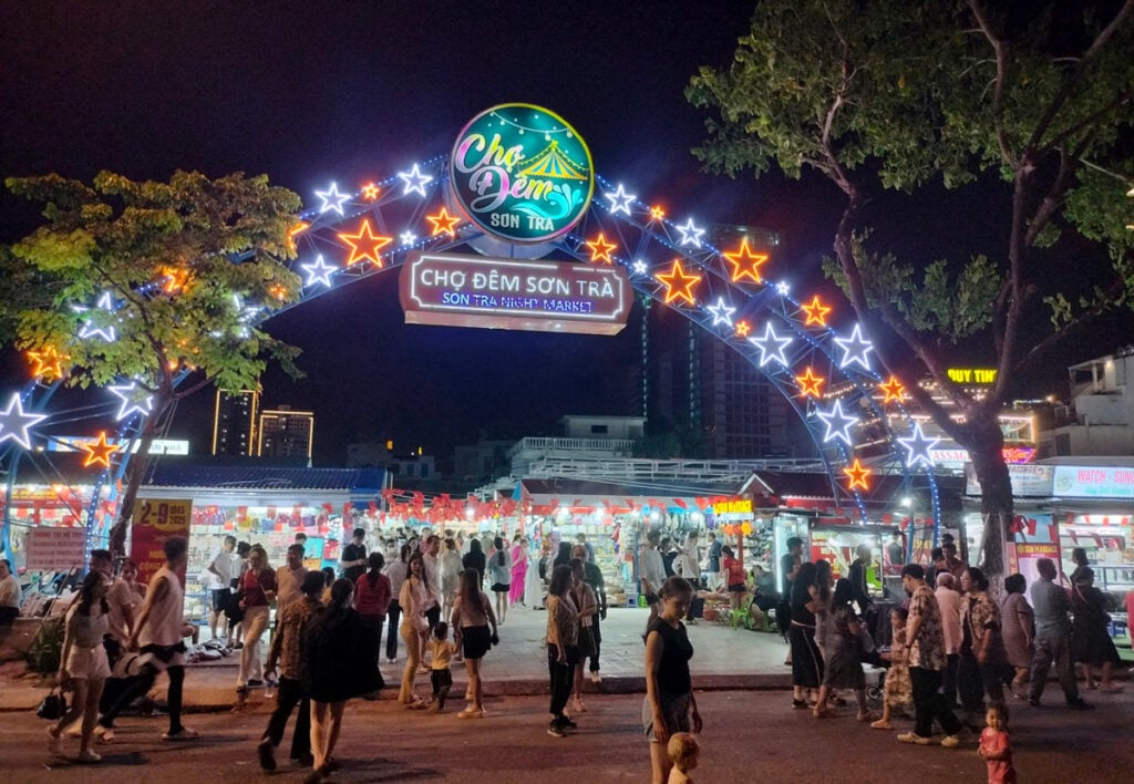 Marché nocturne de Son Tra à Da Nang | vaut-il le détour ?