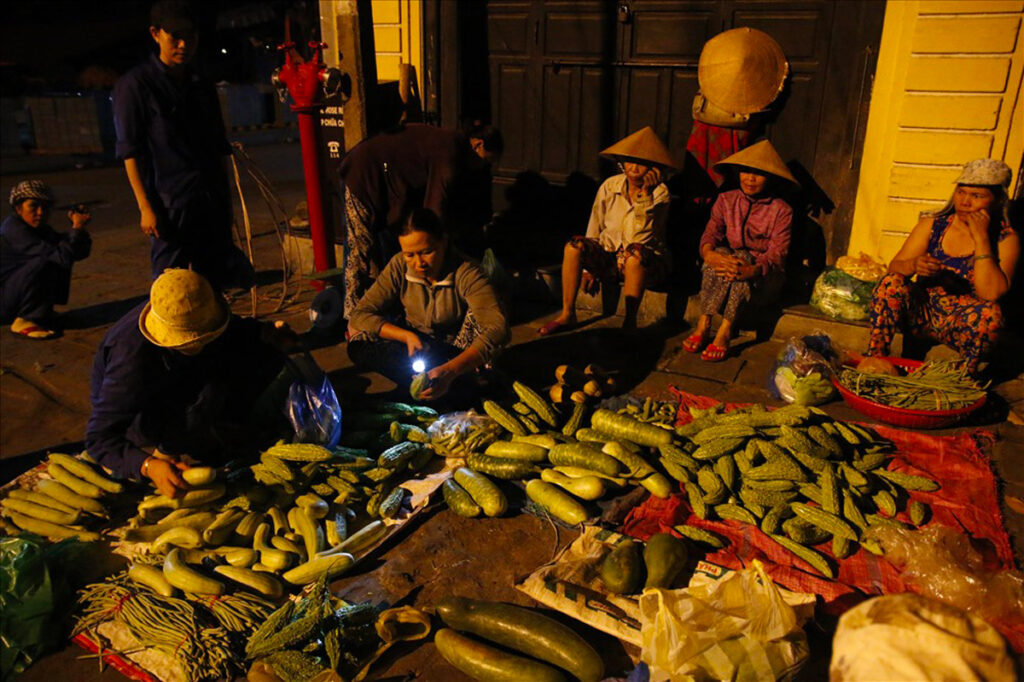 marche nocturne cam nam hoi an