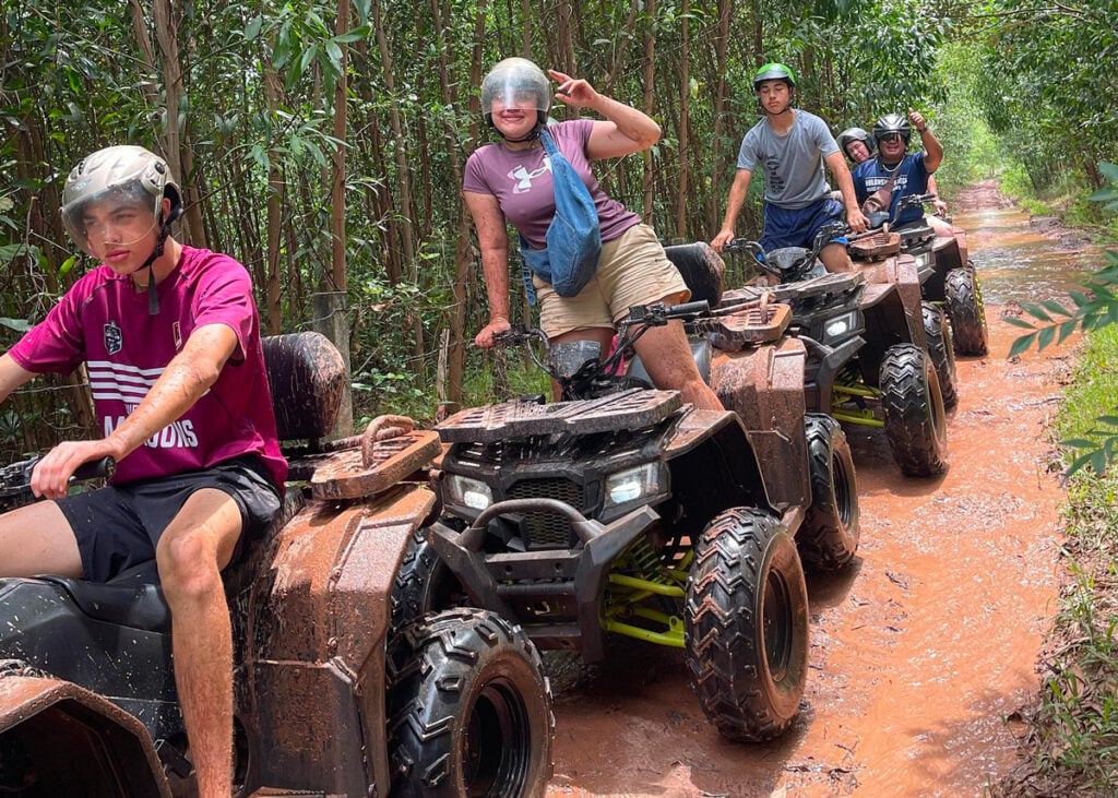 quad hoi an my son