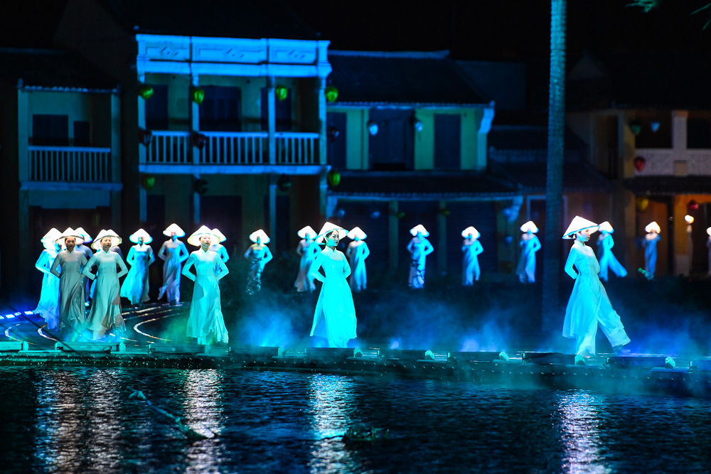 spectacle hoi an memories 99
