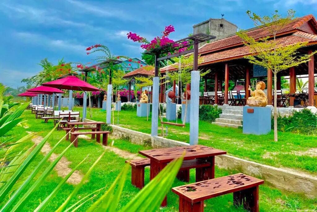 woodart sculpture sur bois hoi an 1